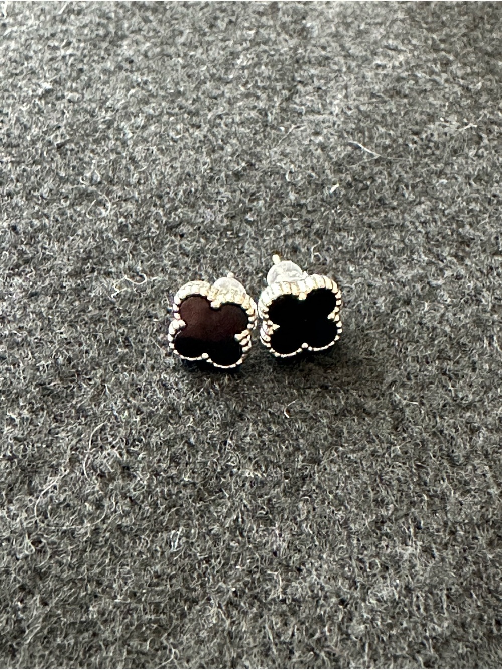 Black Clover-Shape Stud Earrings - Women Jewelry